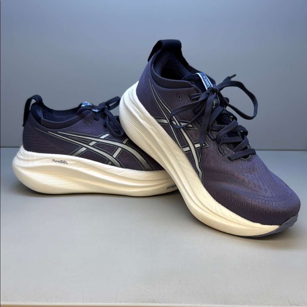 Asics Nimbus 27 woman’s running shoes